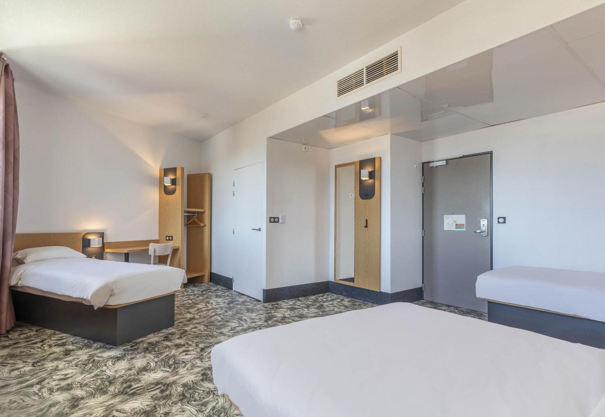 Hotel Les Ports 2*