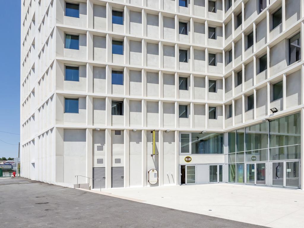 Les Ports Hotel Marseille
