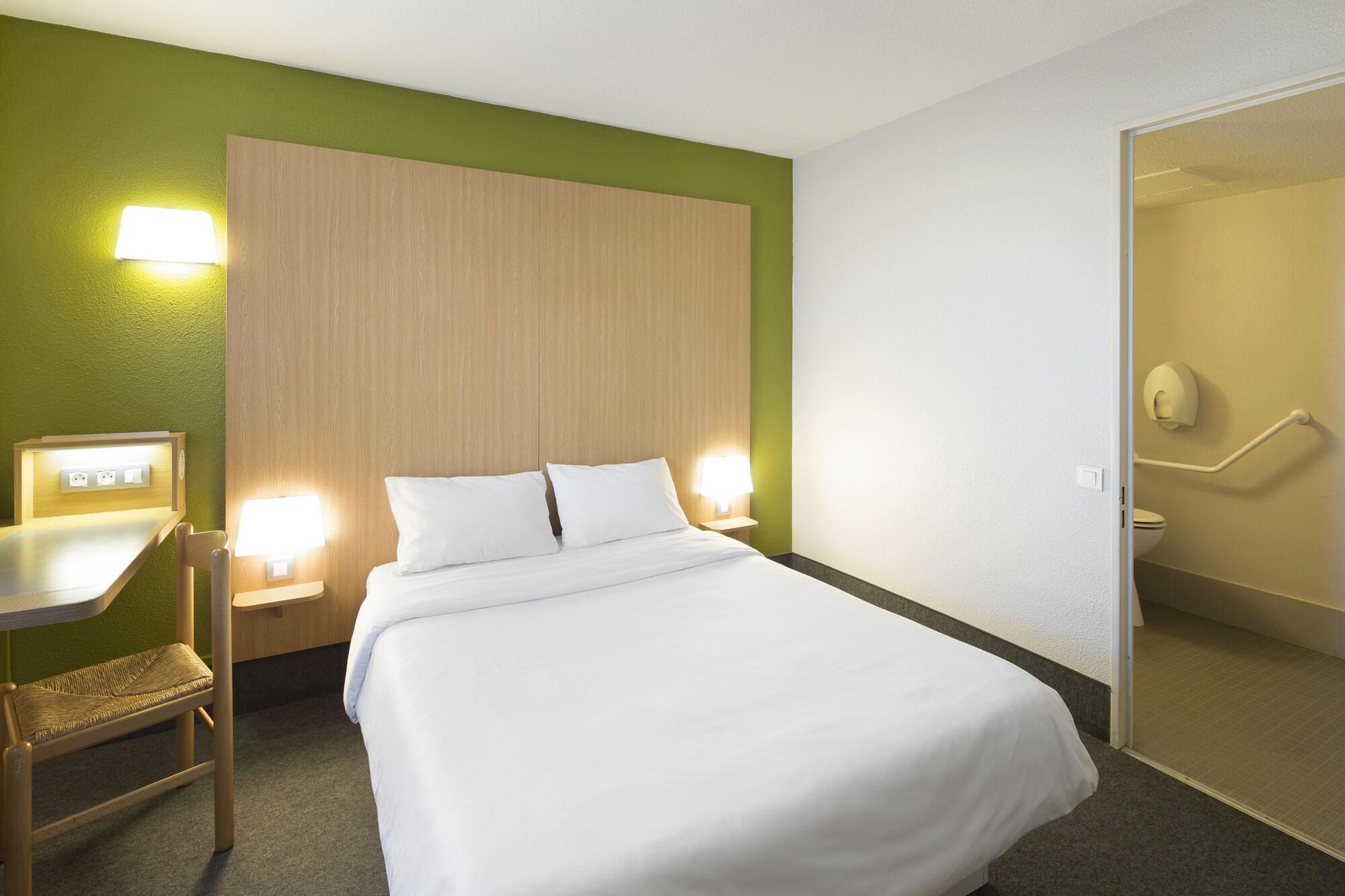 Les Ports Hotel Marseille