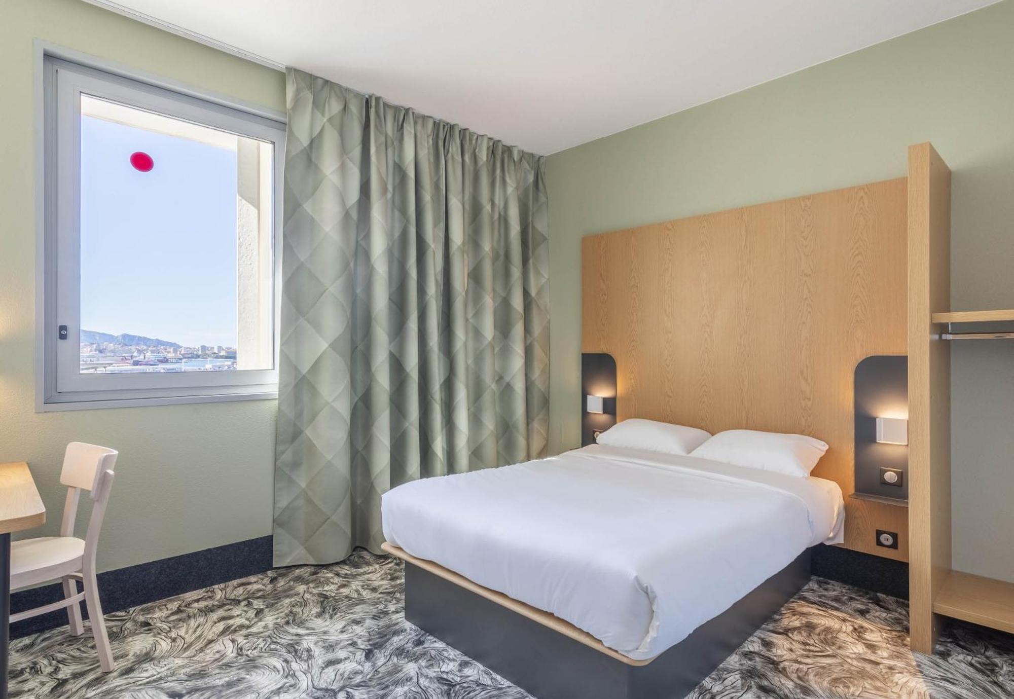 Les Ports Hotel